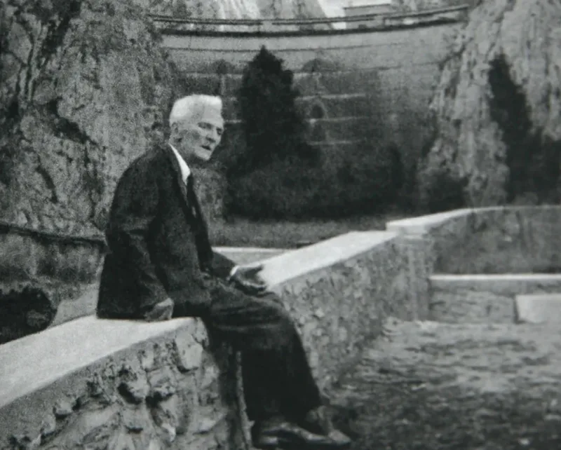 Миладин Пеќинар